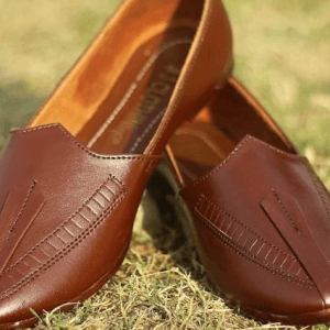 Brown Leather-based Conventional Arabic Khussa