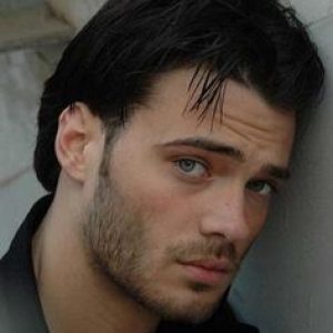 Profile picture of ali